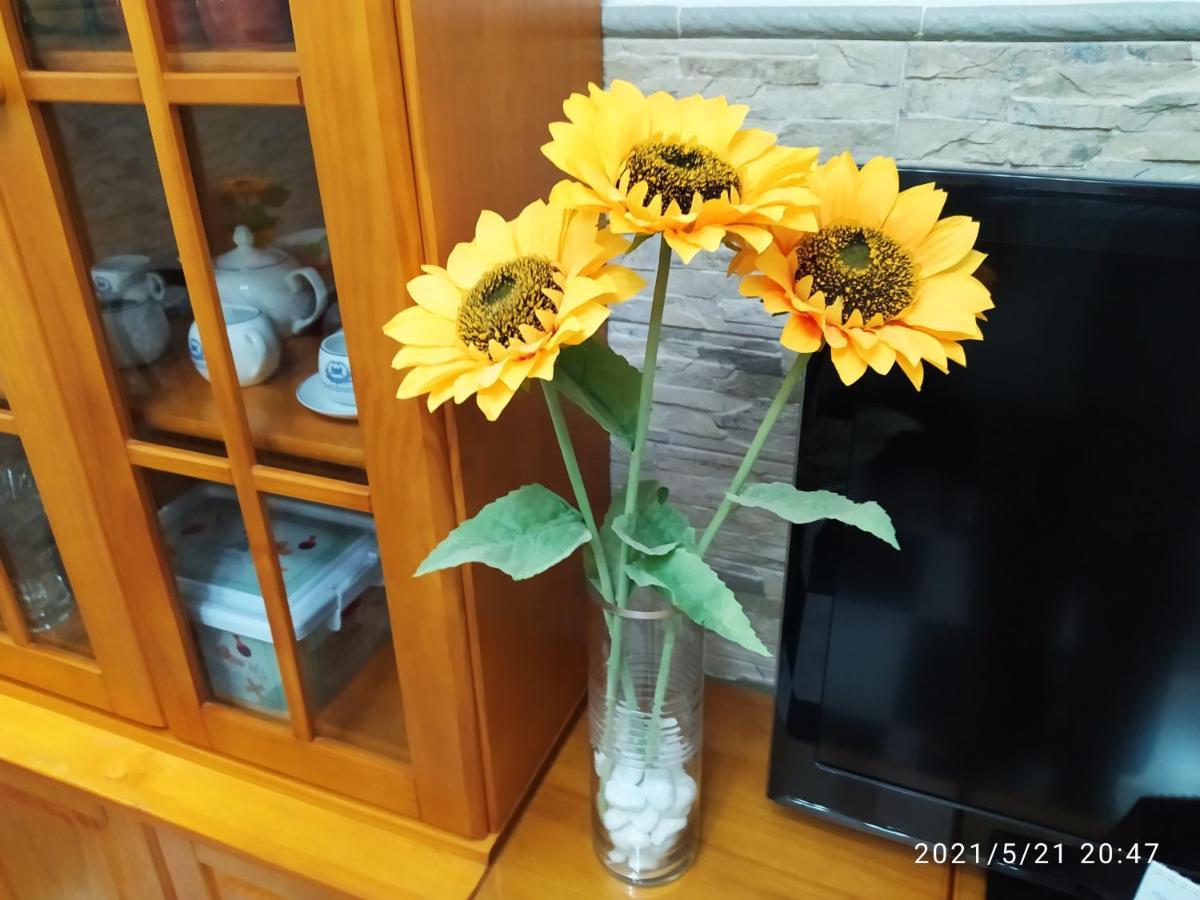 קדיז Los Tres Girasoles מראה חיצוני תמונה